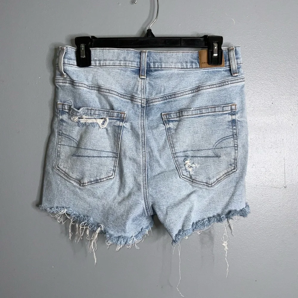 American Eagle Outfitters Strigid Ripped Relaxed Fit Light Blue Jean Shorts 4